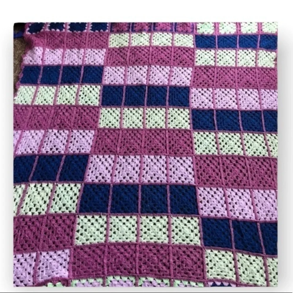 Afghan Throw  Blanket Hand Made Purple‎ W69” L 65” Granny-core